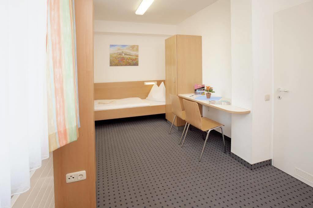 Jugendgaestehaus Linz Luaran gambar